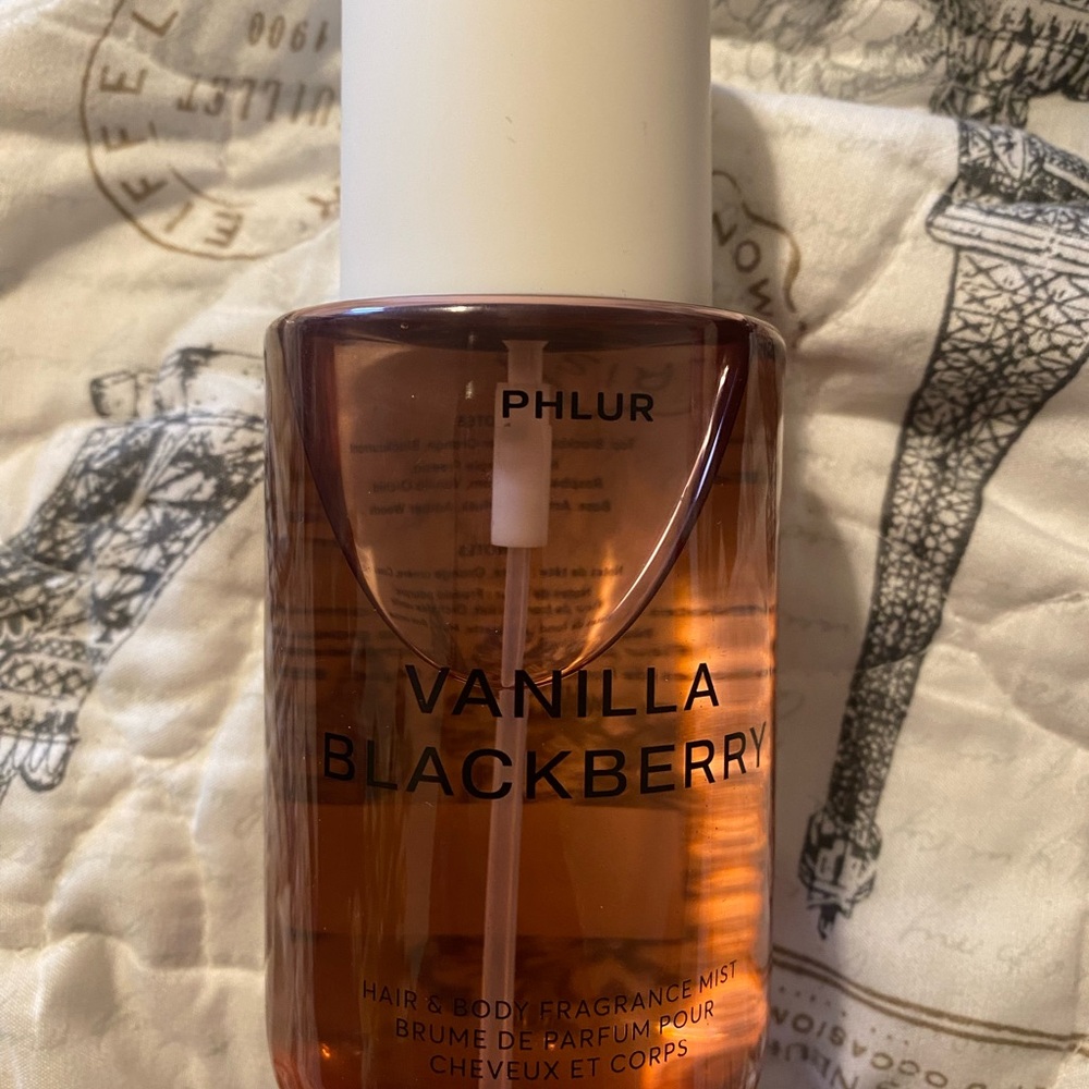 Phlur Vanilla Blackberry